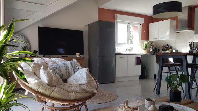 Appartement Plein Centre Village, Vue Montagnes, Proximite Immediate Lac Doussard Exterior photo